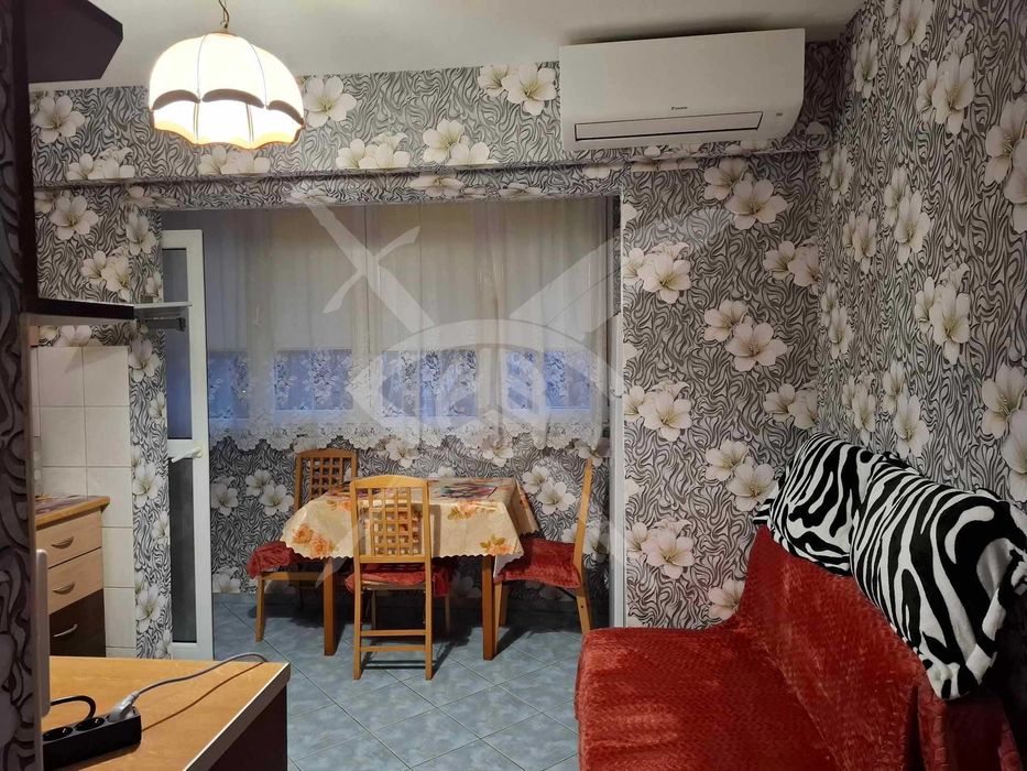 Дава се под наем Едностаен апартамент в Варна, Трошево - 42 кв.м за 255 € - Снимка #1