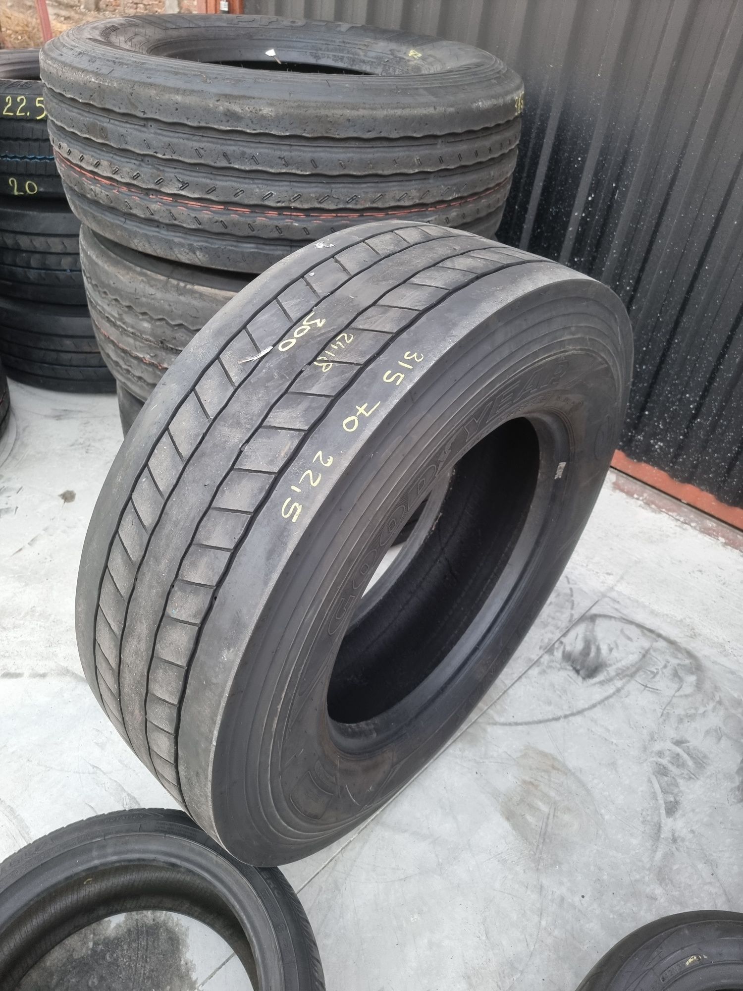 315.70.22,5 goodyear m+s o buc