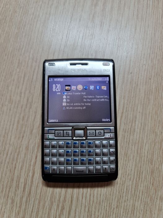 Nokia E61i qwerty necodat, de colectie, carcasa originala, incarcator!