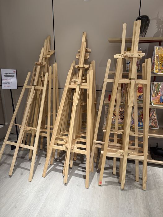 Мольберт Аренда! Список гостей на Мольберте