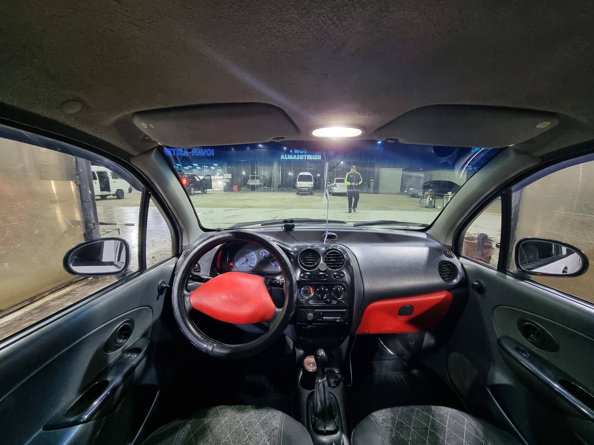 Matiz sotiladi pol luks