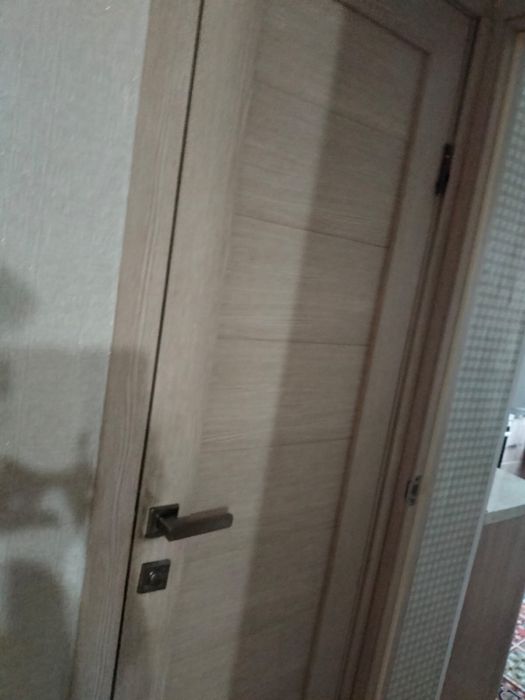 Продам двери межкомнатные