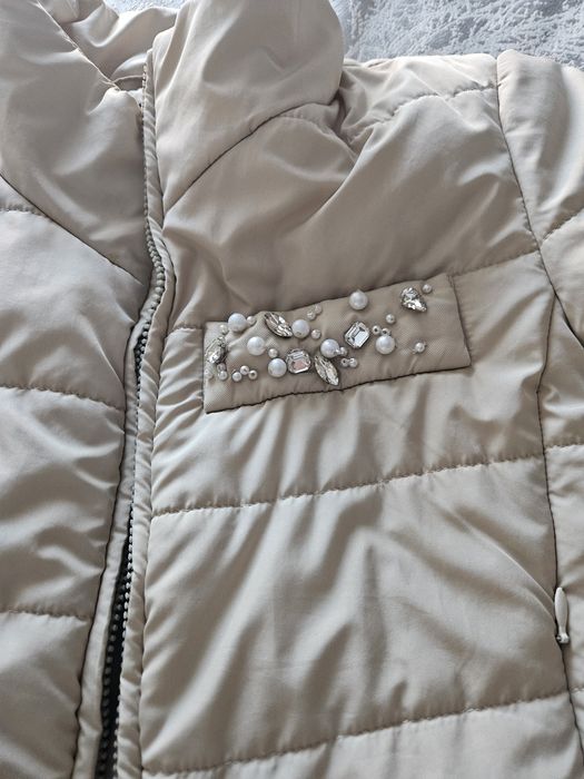 Яке на Avin boutigue в бежаво.Цена 110 лв