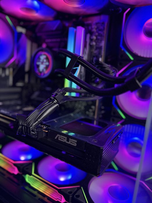 PC Gaming RGB RX9070 XT R7 9800x3d 32gb
