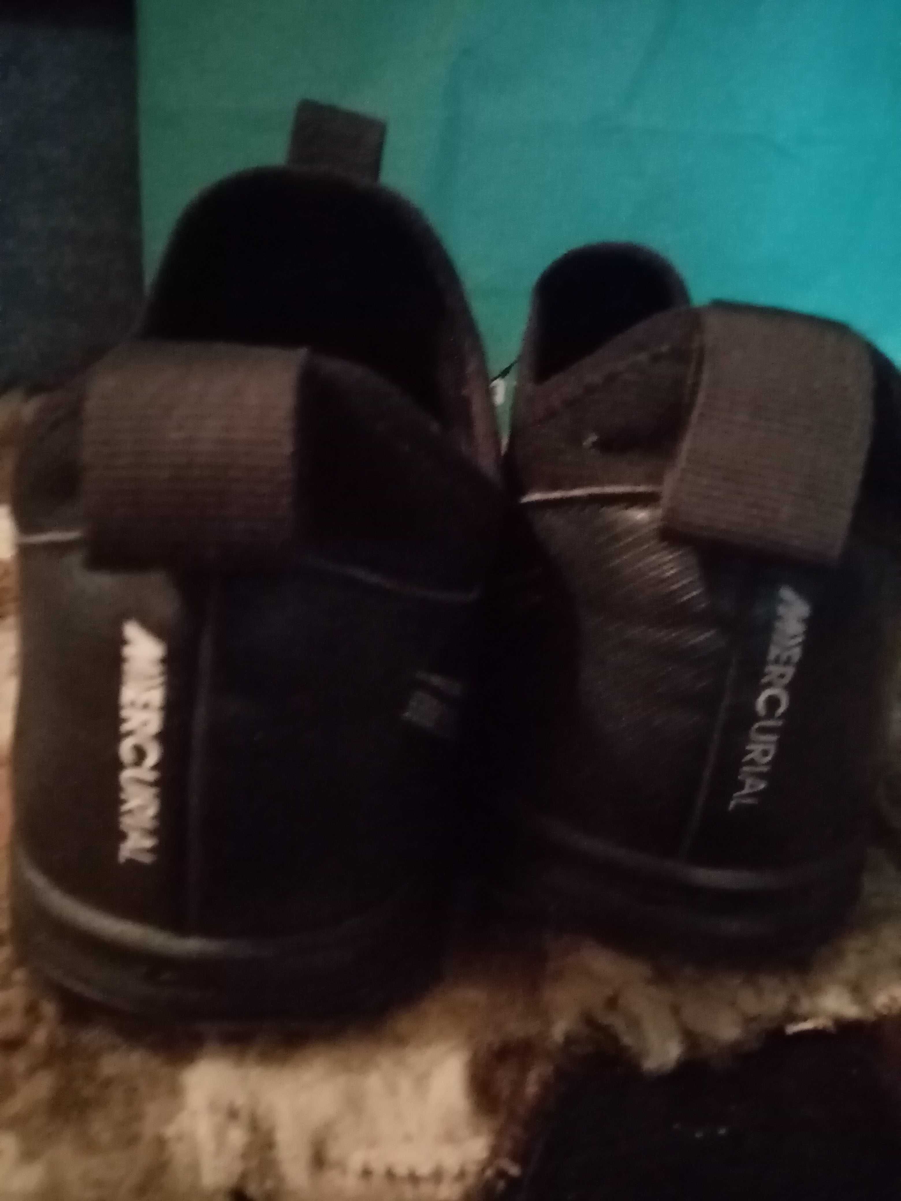 Стоножки на Nike без връзки