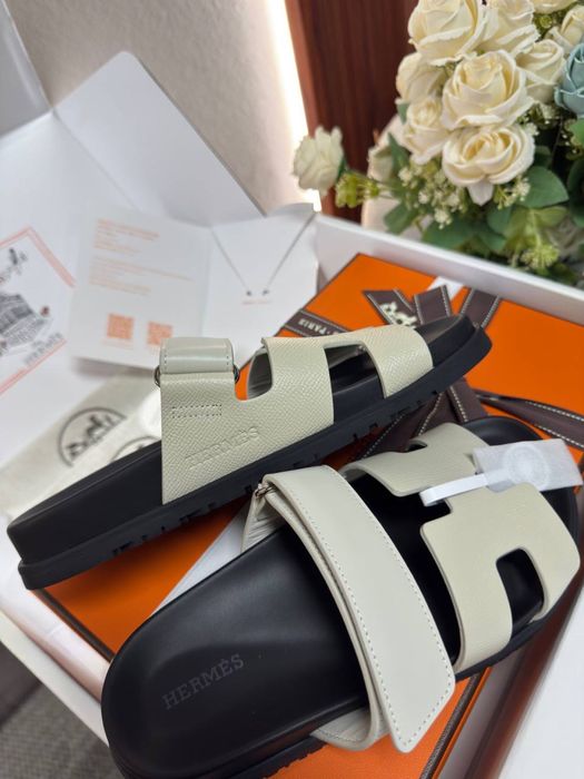 Papuci Hermes Chypre