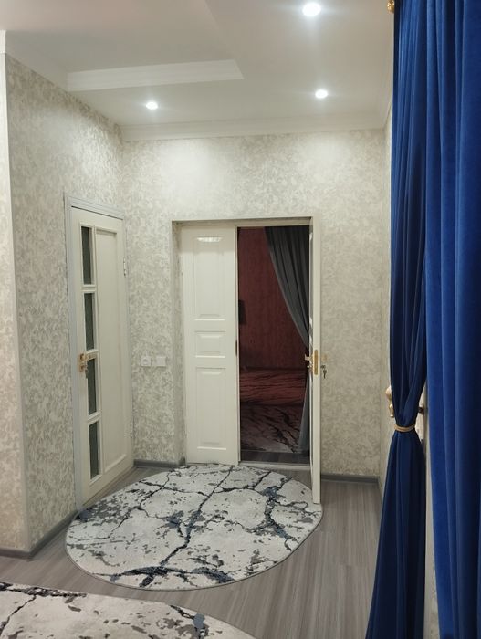 Ижара карвон бозор олдида  угил боларга