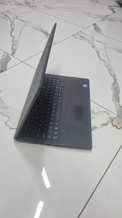 Dell 3502 Intel Pentium silver N5030 256gb ssd 15,6” laptop лаптоп