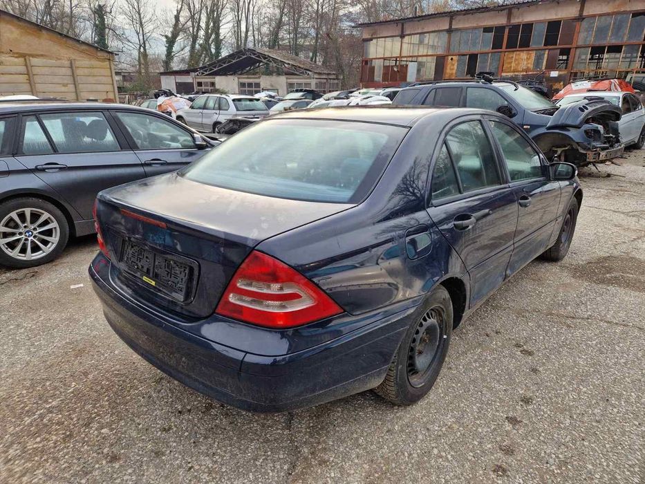 Mercedes W203 C200CDI 116кс ксенон ръчка седан НА ЧАСТИ!