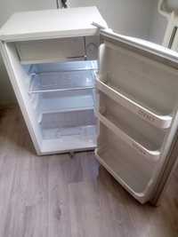 Мини холодильник в идеальном  состоянии