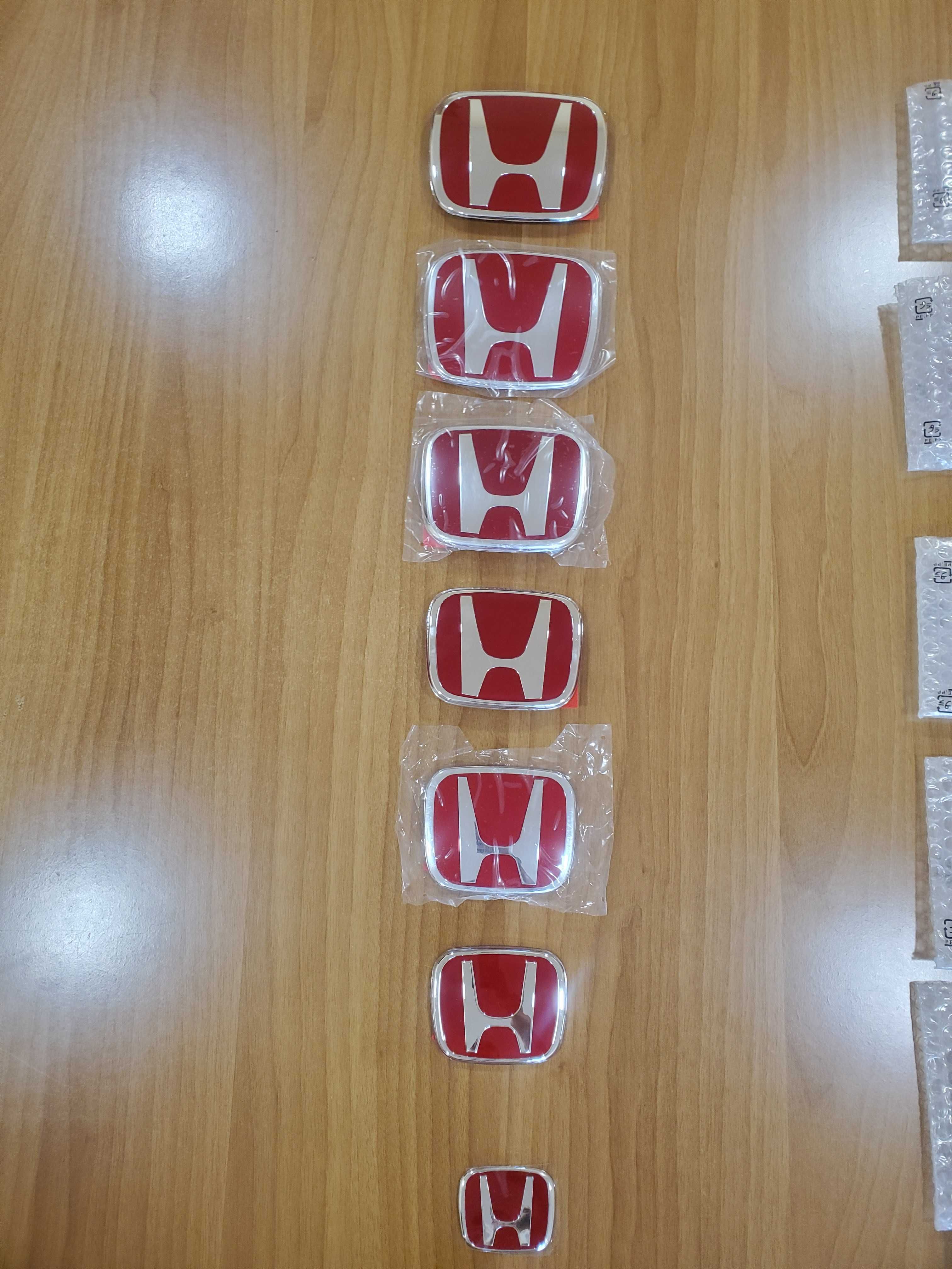 Червени емблеми за Хонда Акорд Джаз ЦРВ Сивик ФРВ ХРВ