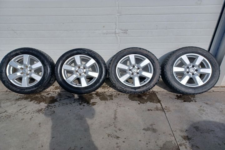 Jante aliaj cu anvelope 17 - set 225/60 R17 MX1253 Nissan Navara D40