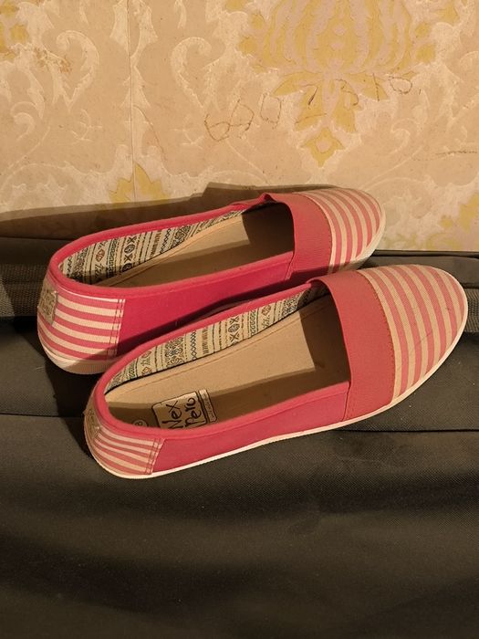 Женская обувь в продаже