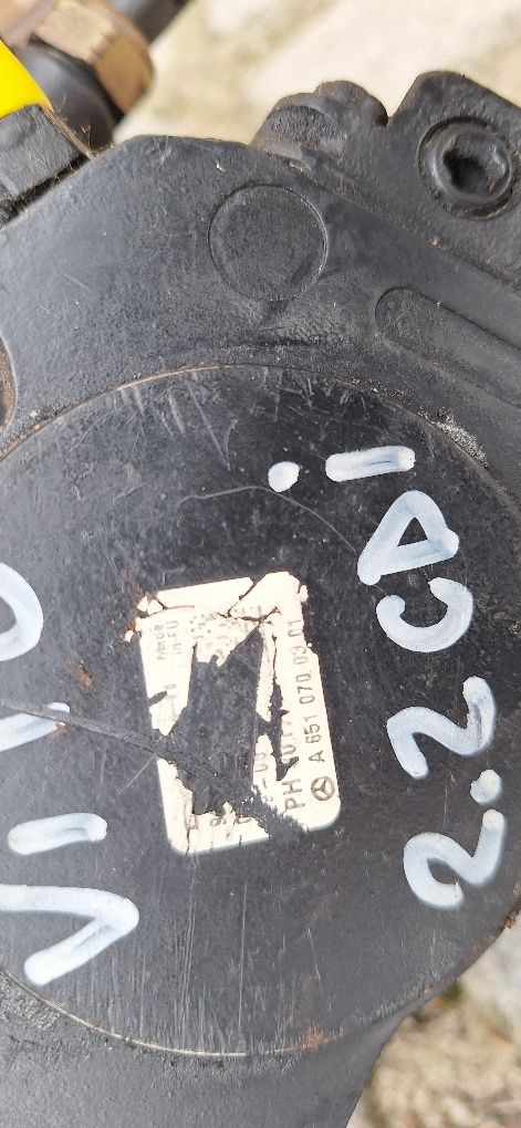 Горивна помпа Mercedes OM651  W204 W212 GLK Sprinter Vito