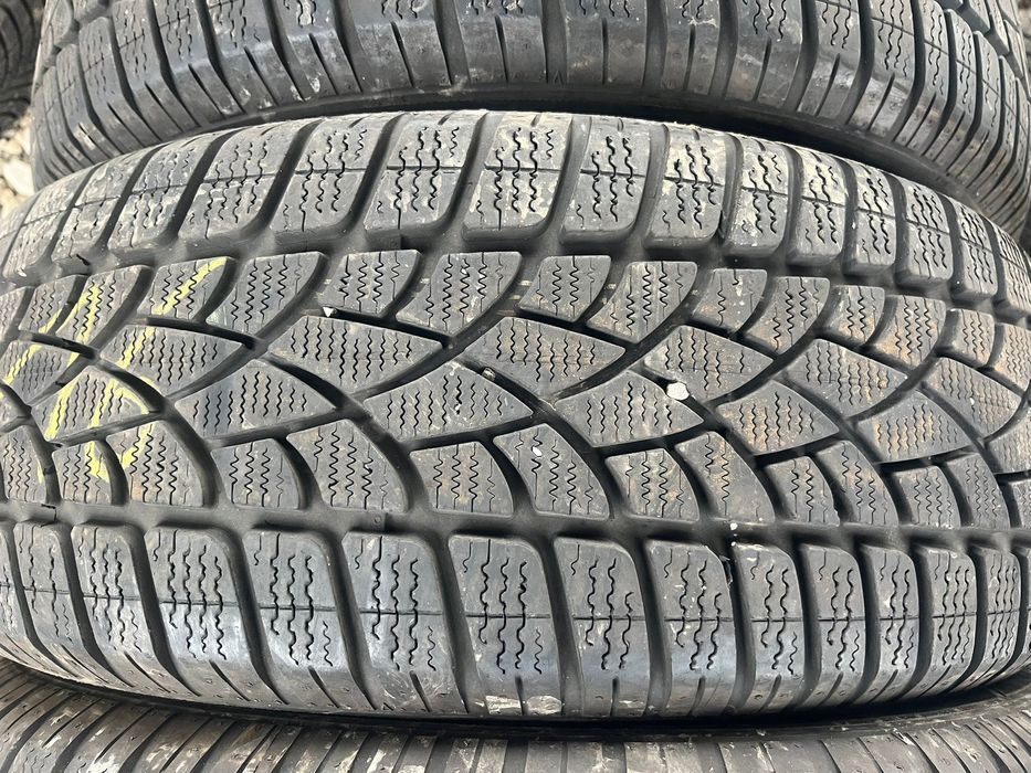 235/55 r18 de iarna 4 buc ca noi DUNLOP