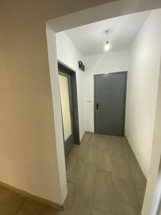 Продава се Тристаен апартамент в Добрич, Строител - 77 кв.м за 457 €/кв.м - Снимка #3