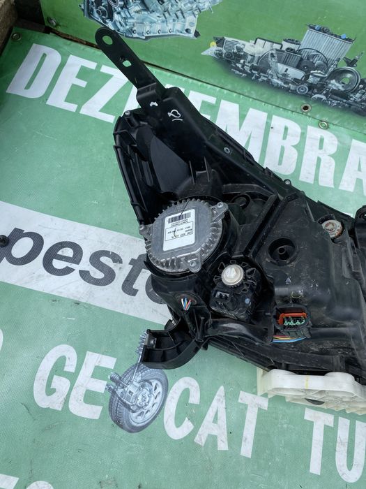 Far xenon Navara NP 300 D23 2017