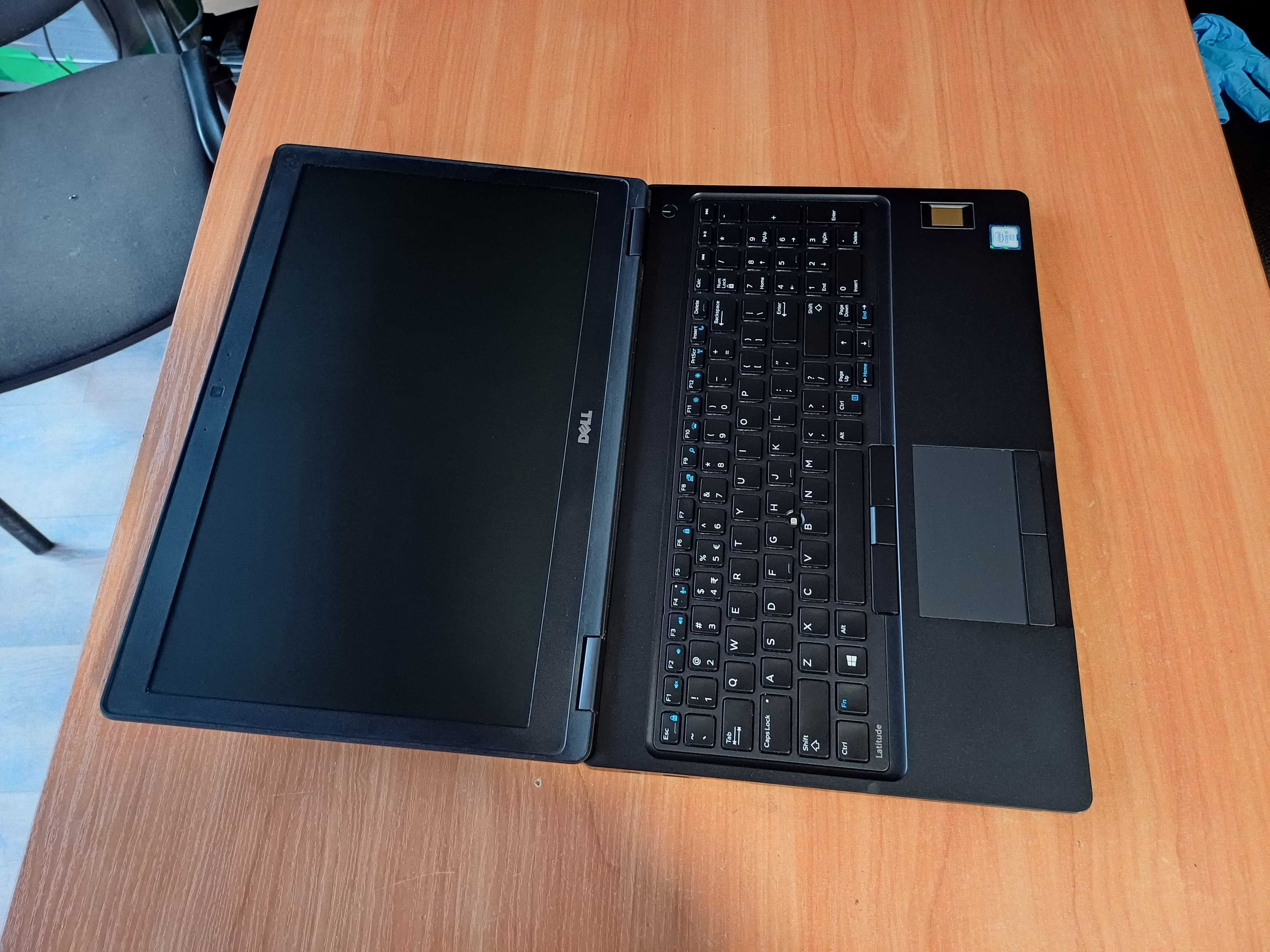 15.6"FullHD IPS DELL 5580 ™i5-6th/8GB DDR4/ 256GB SSD
