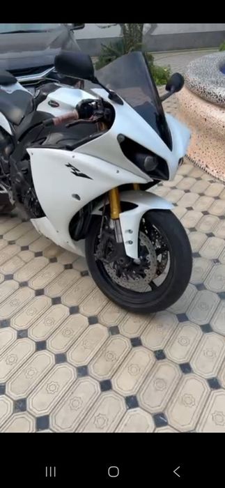 Yamaha R1 2014..
