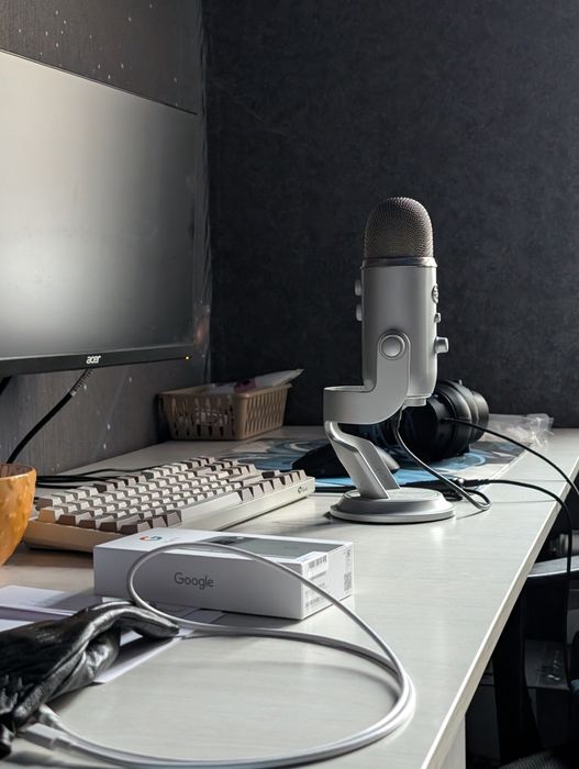 Микрофон Blue Yeti