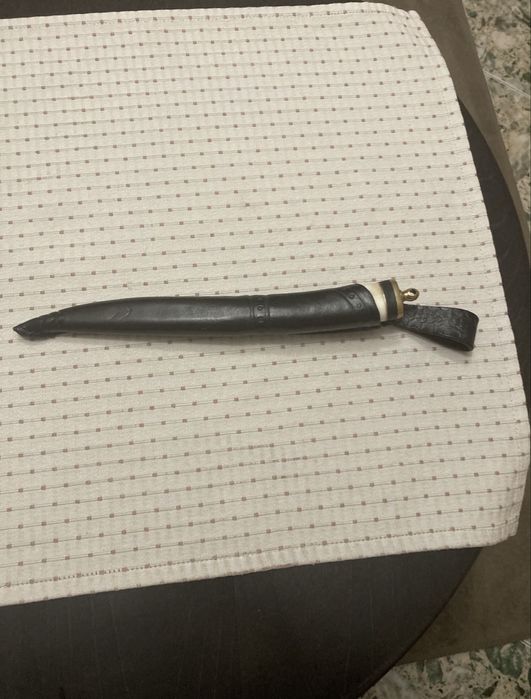 Продавам ръчно изработен нож