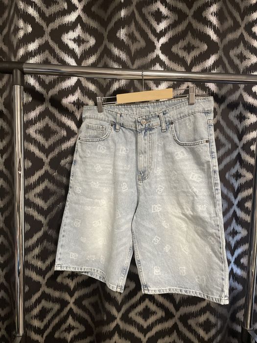 Pantaloni scurti universali