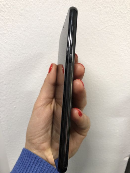 Telefon Motorola One -64 Gb-4Gb RAM-dual sim! Ca Nou!!