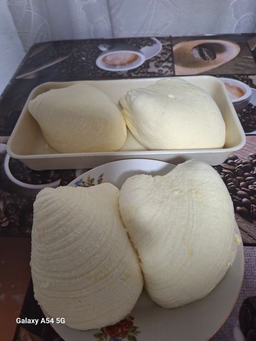 De vânzare brânza de vaca.