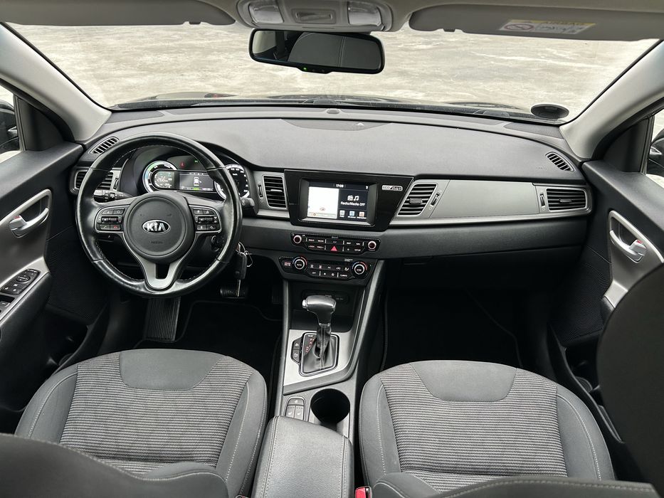 Kia Niro —Hybrid —1.6 GDI —Automata
