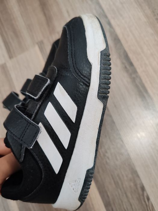 Adidași mărime 27