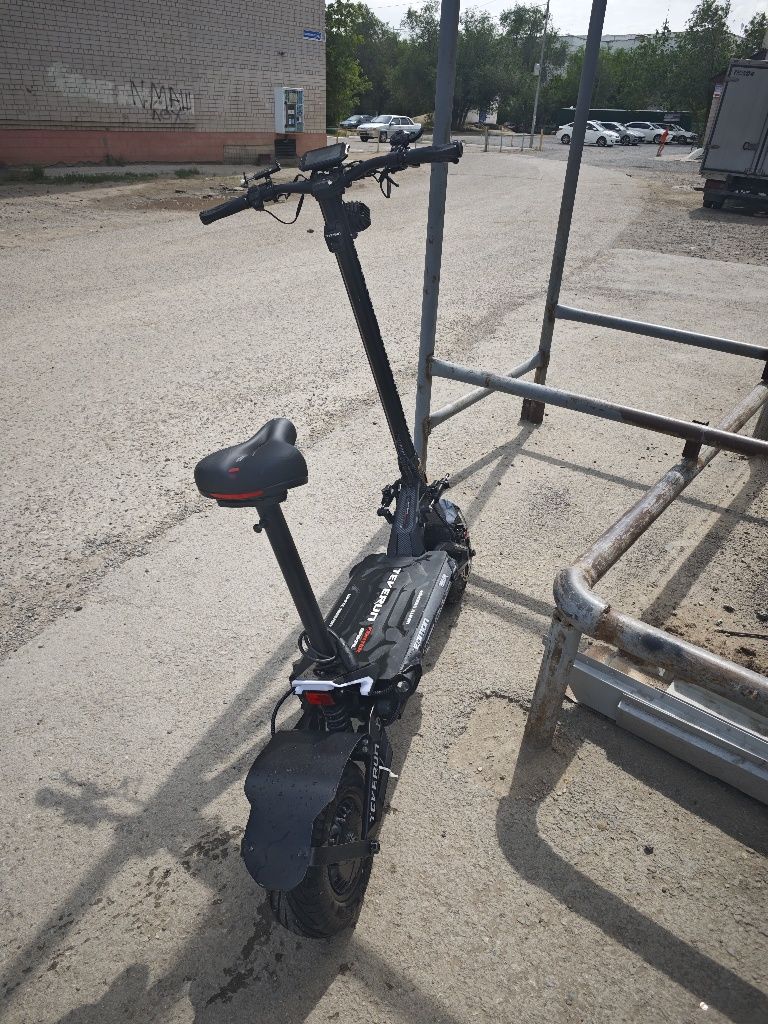 Продам Самокат  в городе такого нет