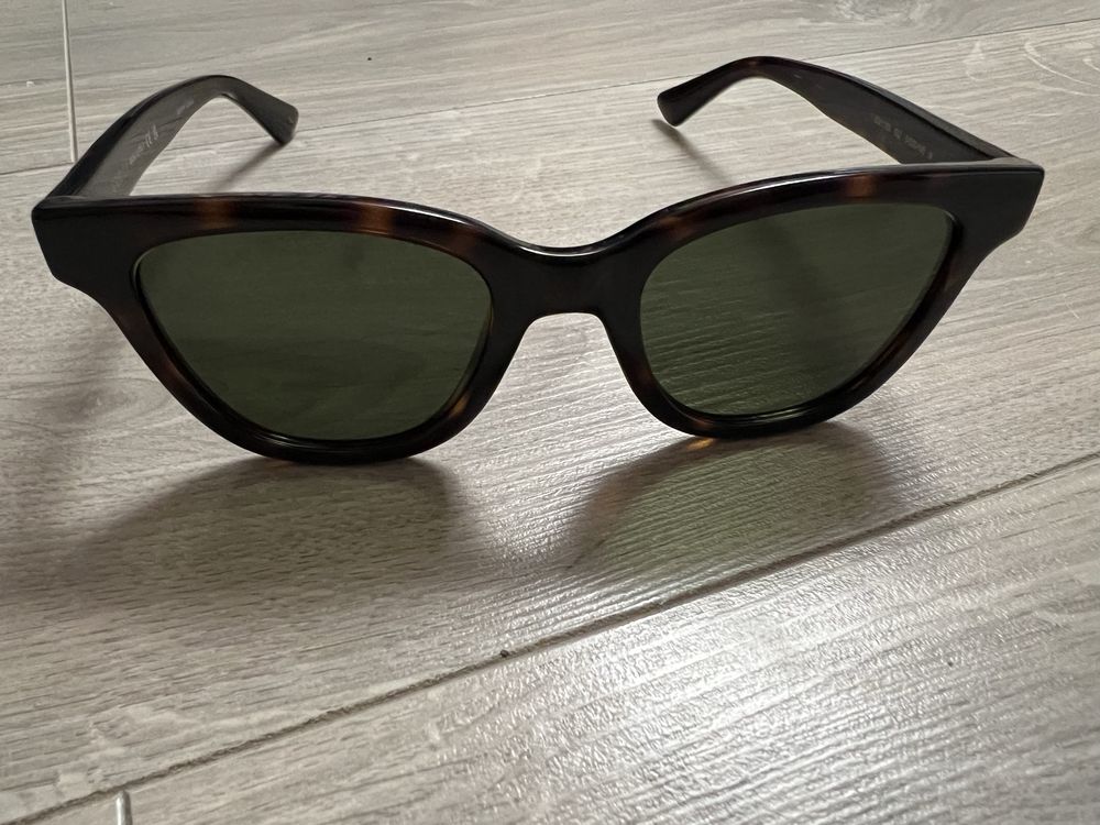 Gucci ochelari noi 100% originali, cu cutie si toate accesoriile