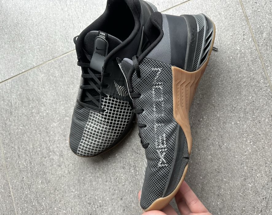 Vand pantofi  NIKE