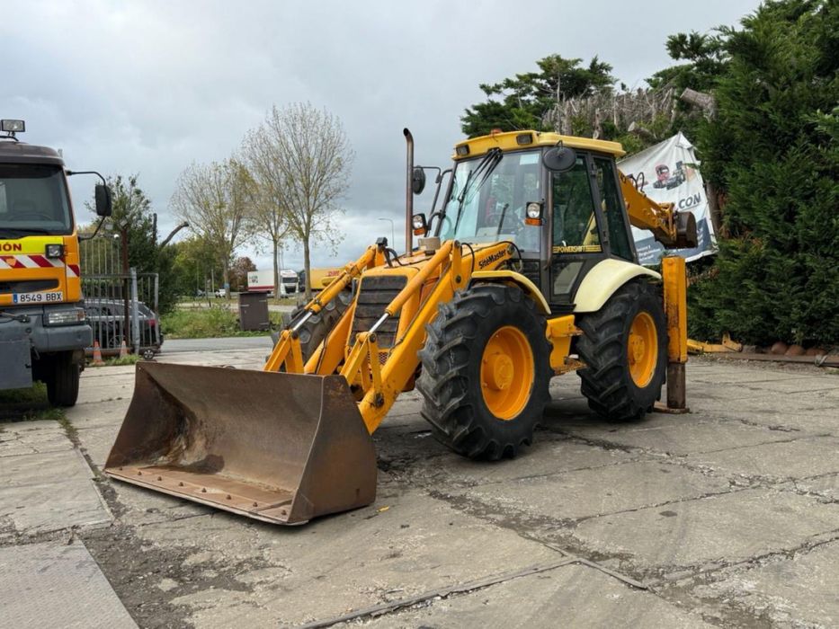 Кофа и хидравличен бързосменник за комбиниран багер JCB