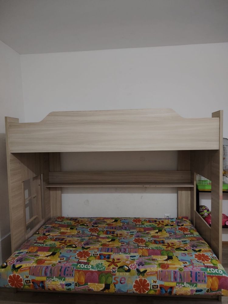 Продам двухярусную кровать