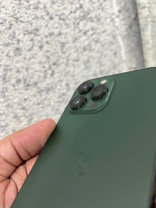 Iphone 13 pro max 256 Gb green icloudga Tushgan
