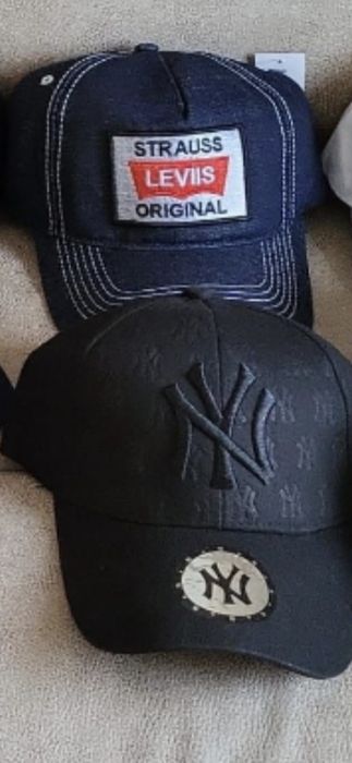 Șapcă noua ny, leviis