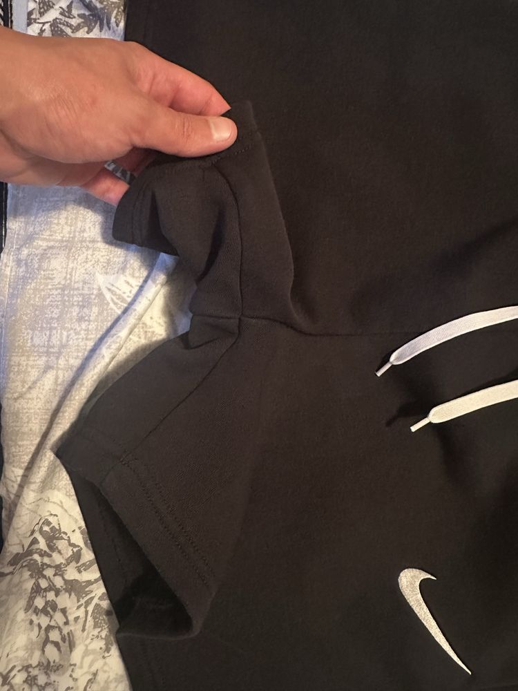 Къси гащи Nike нови М размер