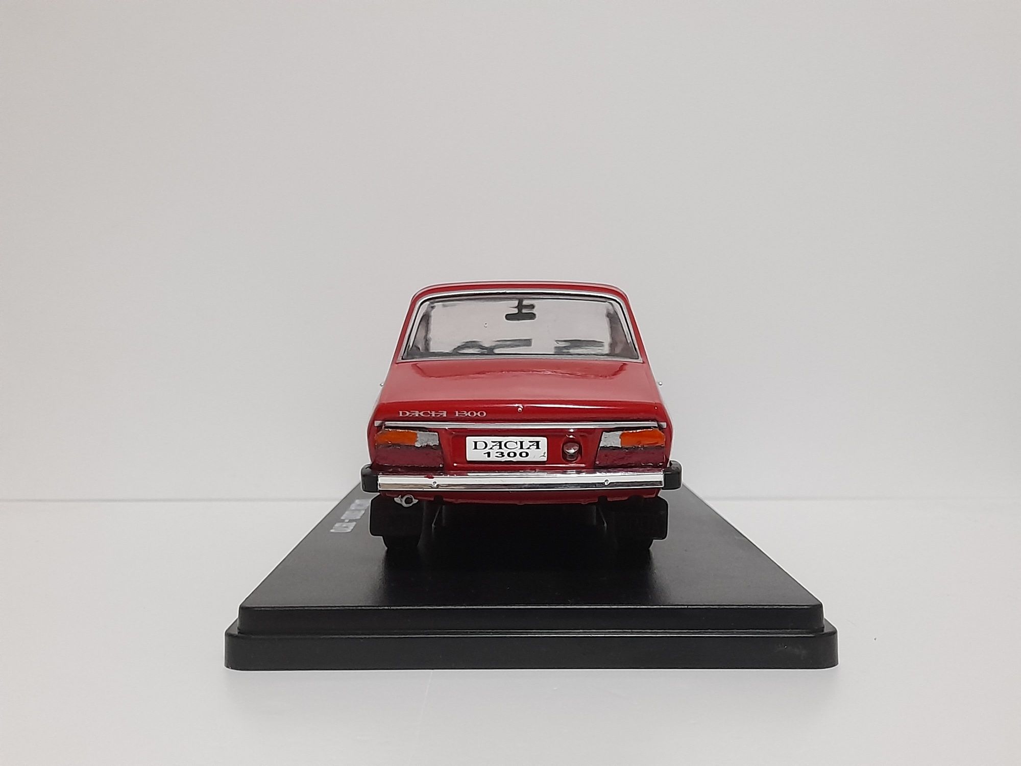 Macheta dacia 1300/1310 tranzite scara 1:24