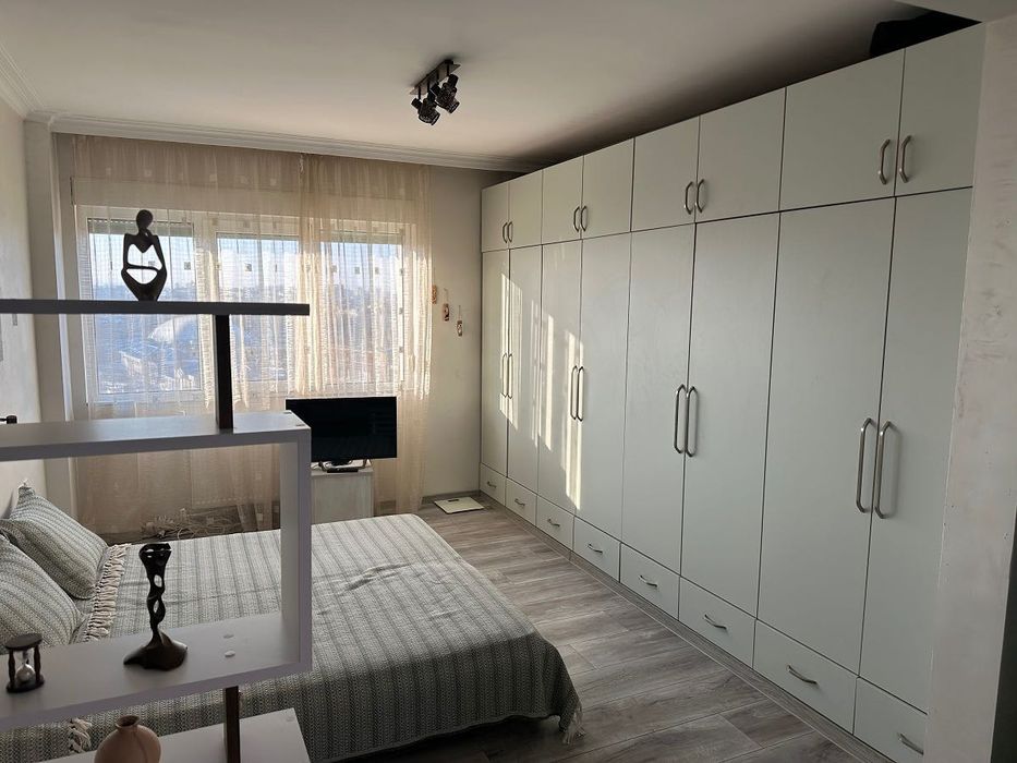 Дава се под наем Тристаен апартамент в София, Гео Милев - 90 кв.м за 663 € - Снимка #12
