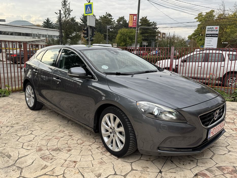 Volvo V40,   1.6 diesel,  Euro5