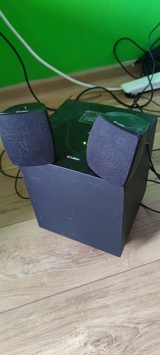 Sistem audio Labtec 2.1 Super Bass. in stare f buna. Se aude exc