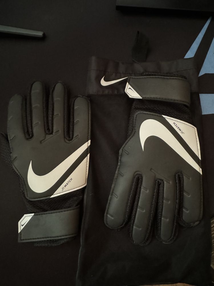 Вратарски ръкавици Nike