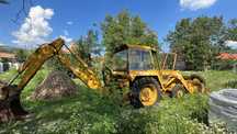 Buldoexcavator MF 50B