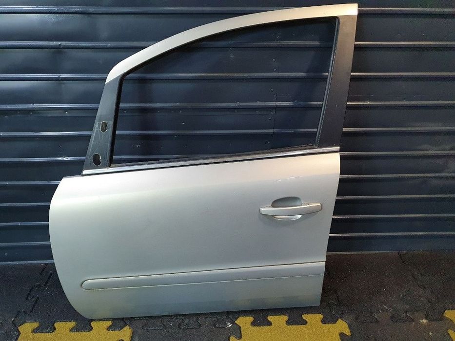 Usa  stanga fata OPEL ZAFIRA B A05 2005 - 2015 1.7 CDTI A 17 DTJ, Z 17 DTJ