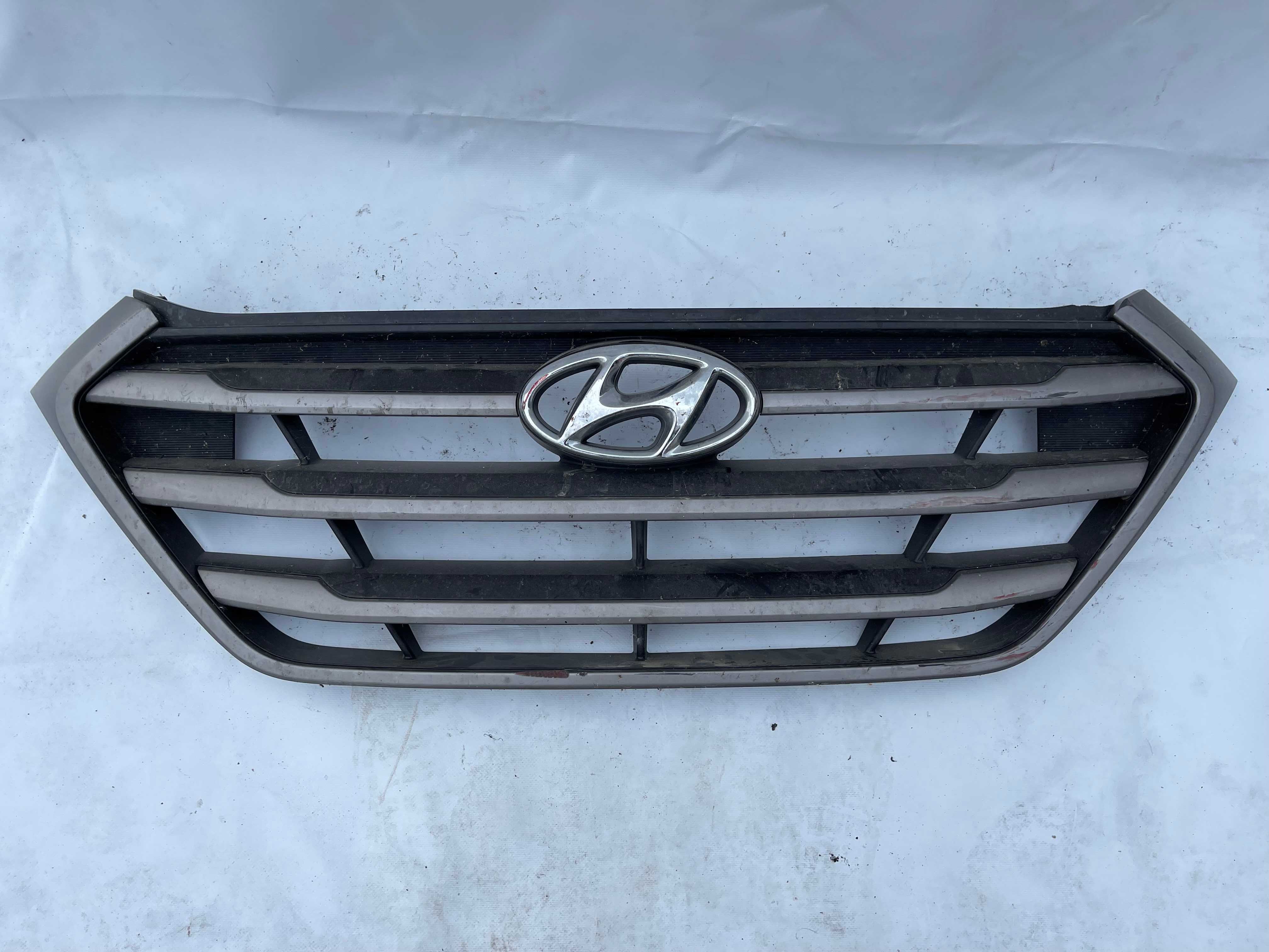 Grila Centrala Radiator Hyundai Tucson 2015-2017