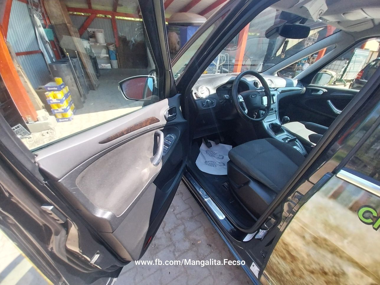 Ford Galaxy Ghia.  2,2 l , 175 Cp