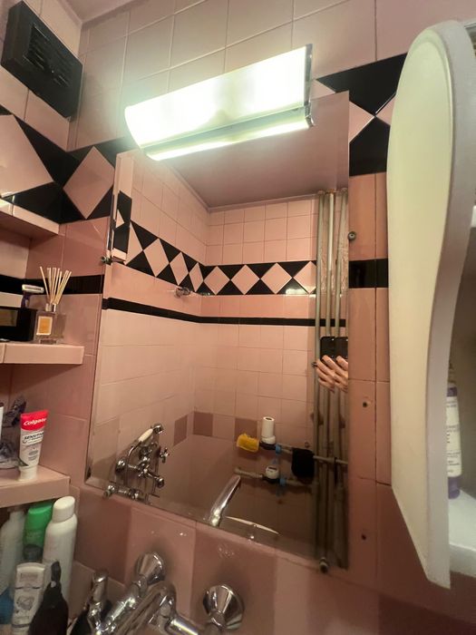 Продавам огледало с фасетки 55/80