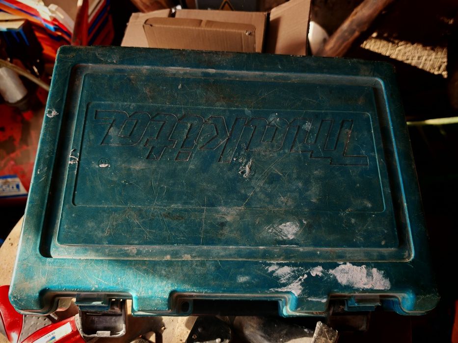 Перфоратор макита