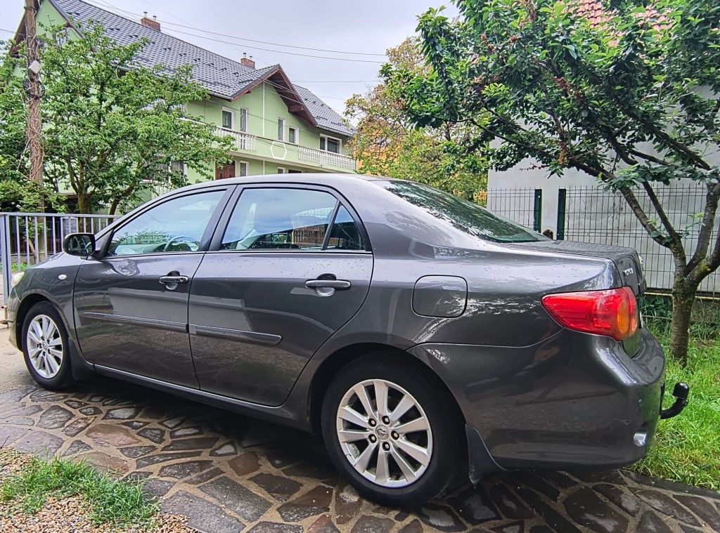 Toyota Corolla 2009 echipata SOL